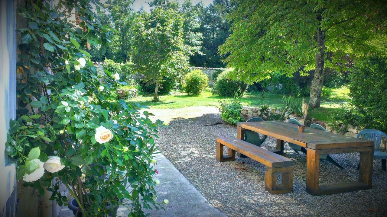 Au Garcin Bed & Breakfast La Romieu Exterior photo