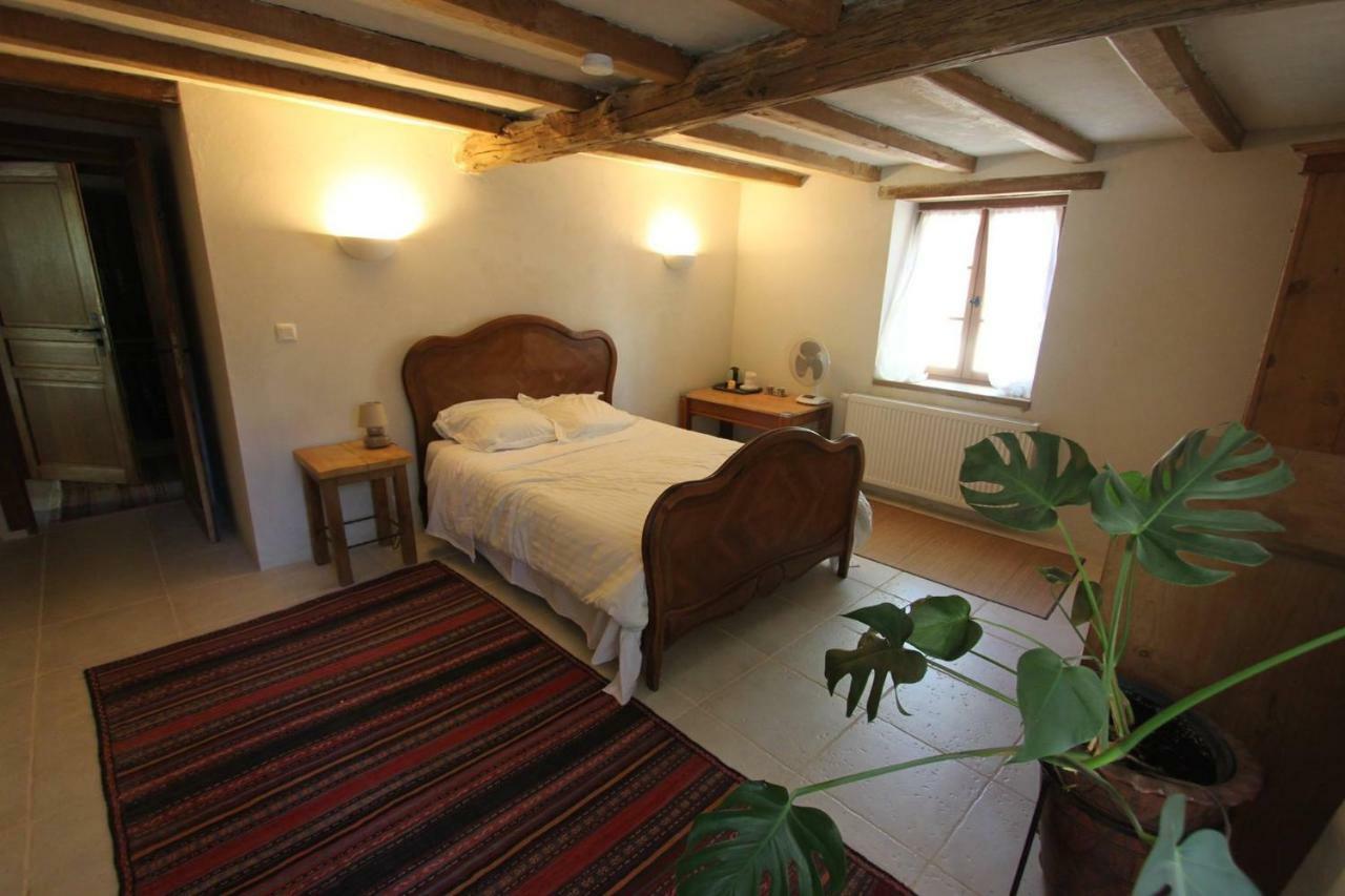 Au Garcin Bed & Breakfast La Romieu Exterior photo