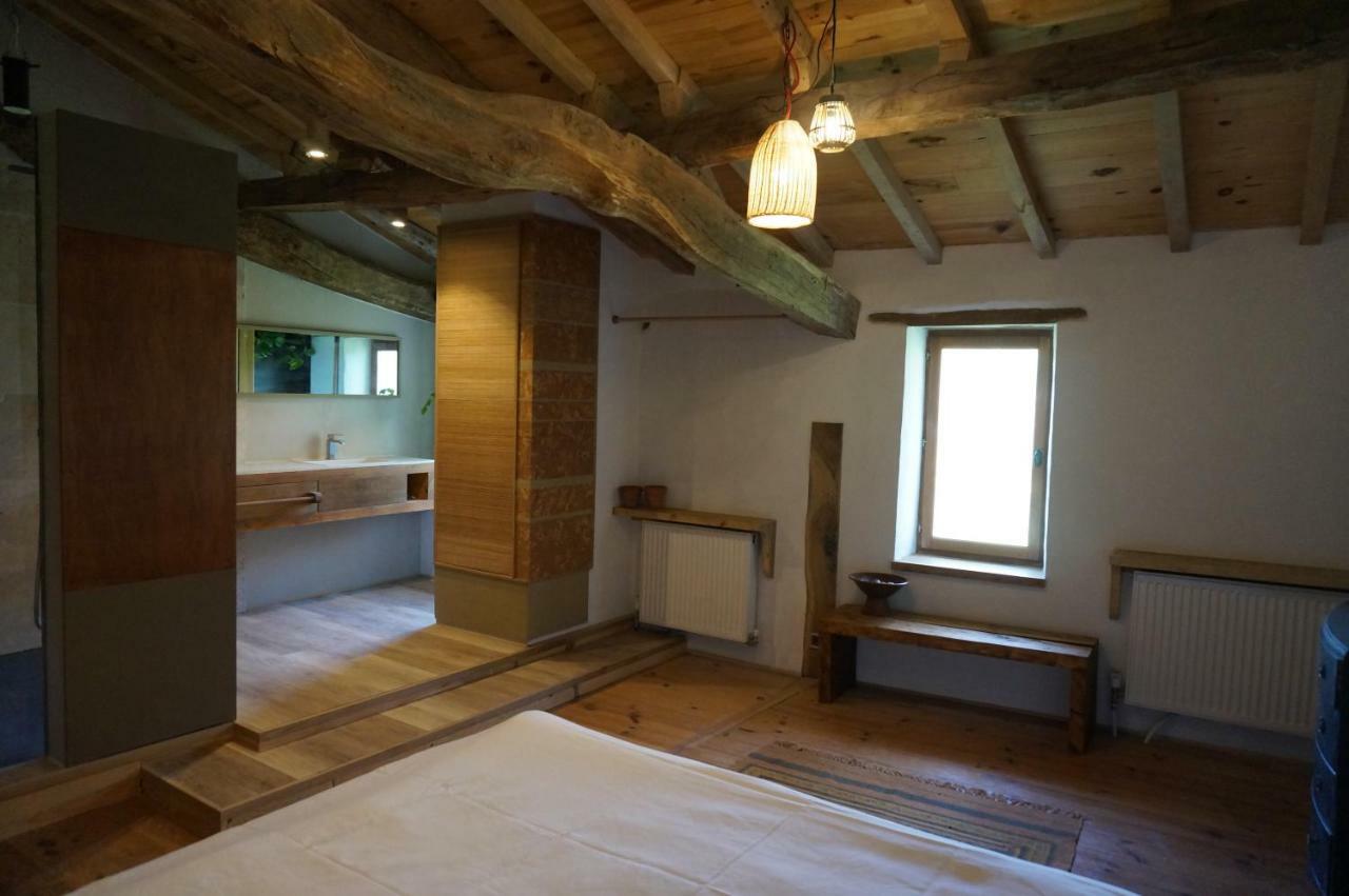 Au Garcin Bed & Breakfast La Romieu Exterior photo